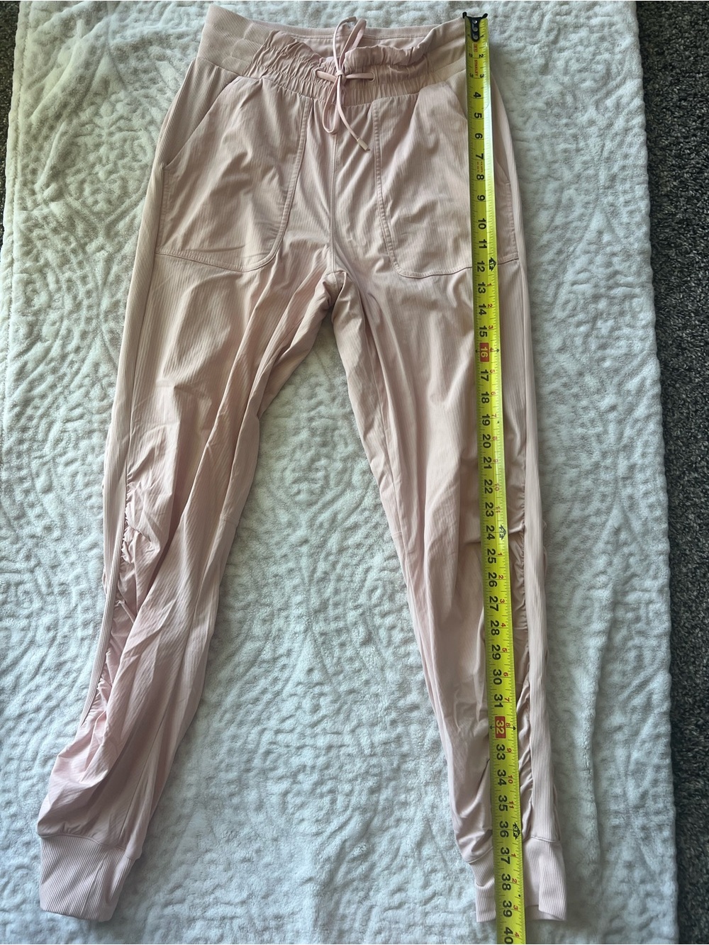 Lululemon Beyond The Studio Pink Joggers | Size 6 - Picture 9 of 13